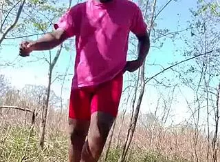 Hey, check out this dance workout where I'm moving in opposite directions bright and early