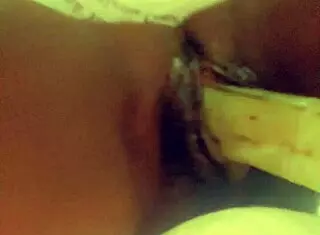 屁眼塞蔬菜...哎呀超爽