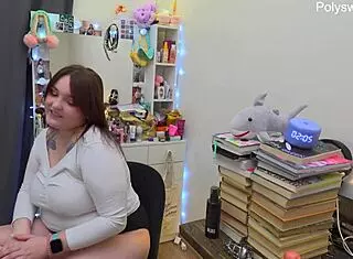 I'm sexually pleasuring this guy who's not in the frame while talking dirty in homemade bdsm scene