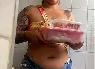 I am in the live and opened my zipper to show how much I want to give, oops