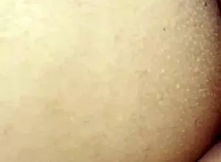 Mi Amiga Decide Darme Su Culo En El Coche Mientras Trasmitimos Me Duele Dice Dejo Mi Semen Un Su Culo Anal Casero Y En Publico