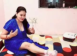 Whoa, this zabardast chudai non-stop action in part 2 features mature asian ass and deepthroat moves 😈🔥