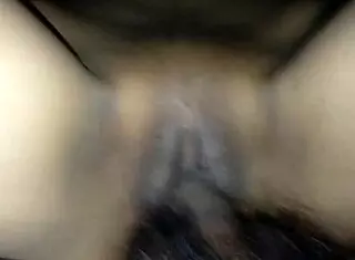 18+学生妹紧光逼被首次粗暴肏破