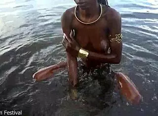 i crave that hot skinny african village girl's small waist naked outdoor cock hunt