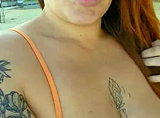 flashing my tits outside trying to buy stuff and pay with these peitos on beach