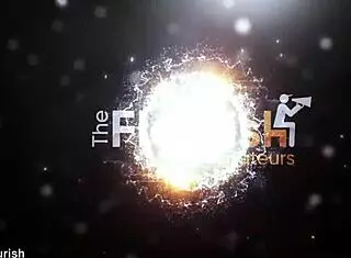 Amateur milf tiffanyqos stuffs panties with muscular bbc squirting.