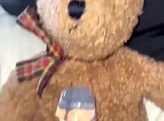 疯穆斯林继妹为我大黑屌狂自慰😈诱人阿拉伯雪白Beverly Hills变态食物戏