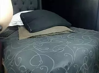 Teen brunette babe masturbates with toy insertion on webcam hd