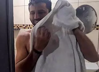 hey couple mattos fucking raw then pausing for condom quickie 😏🍆💦