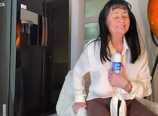 oiled mature bbw hairy pussy dildo play private homemade tease