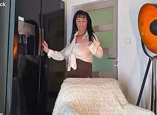 oiled mature bbw hairy pussy dildo play private homemade tease