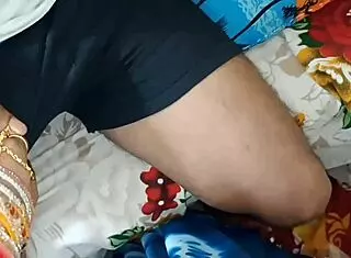 innocent bahu went to give water to sasur but gave her bur instead in clear hindi voice