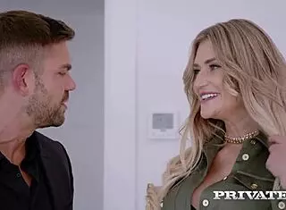 Sarah Sultry's Intense Ass Pounding Ride