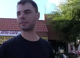 porn actor struggles hard-on mommy daddy rough deepthroat 😩🍆💦