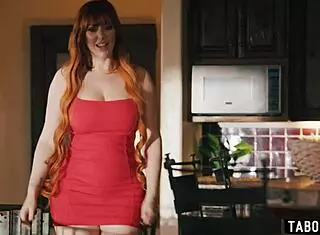 i catch neighbor's stepson as caring milf lauren phillips