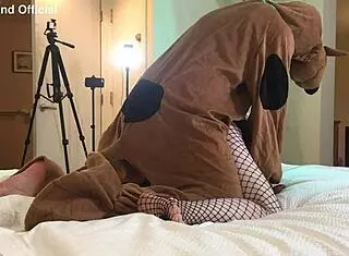 scooby doo wanna fuck this hot blonde ts?