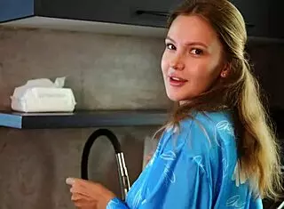 we fuck in kitchen after dishes