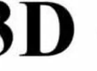 luca fingers her petite pussy to orgasm in sunlight closeup