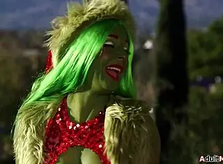 grinch: gimme that tight anal now