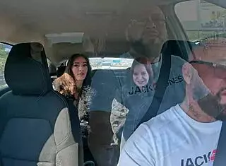 hey taxi driver, wanna ffm 3some with us skinny curvy german girls?