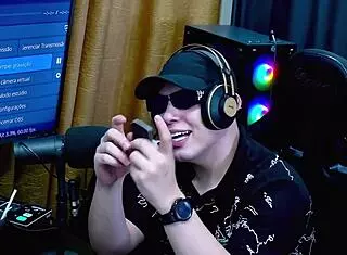 Belinha Baracho Kisses Teases Host's Cock Podcast Heat