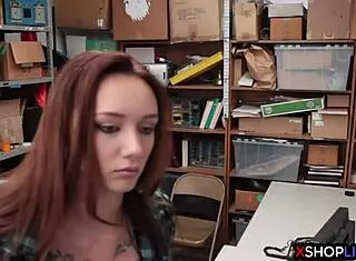 sexy big tits teen 18+ rides mall cop after suspicion 🚔🍑💦