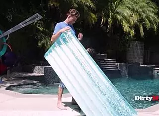 EBONY MILF FUCKS STEPSON BDAY