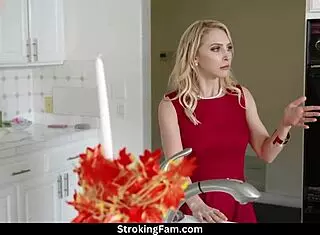 Who's Stuffing Petite Aften Opal in Thanksgiving 3some Fuck Fest?