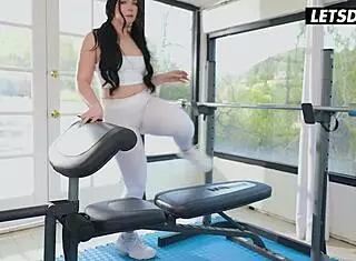 hey holly day, wanna get seduced into hot lesbian scissoring by your trainer?