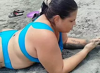 big ass beach girl invited home for sex