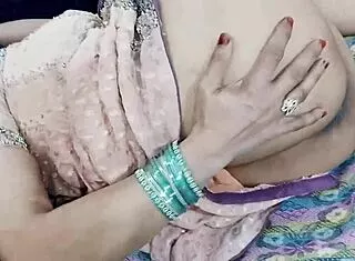 Desi bhabhi dirty talk big ass anal bareback chudai homemade pov