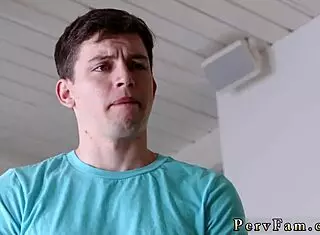 Blonde MILF stretches stepmom in homemade taboo scene