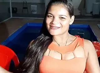 Did the doctor love pussy? Tigresa VIP invites her home for licking.