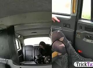 Woman In Pantyhose Gets Nailed And Facialed By Driver Outdoors