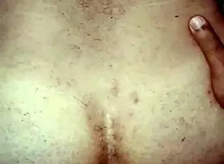 润滑水嫩屁眼被大熊男狂干再射