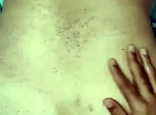 润滑水嫩屁眼被大熊男狂干再射