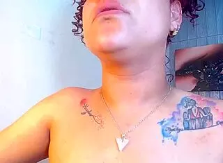 feeling the intense squirt all over my face