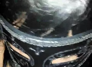 bestie gives great head, had me shaking, looking for females