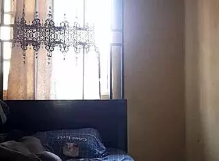 My friend's dick fucks my girlfriend in a facial session