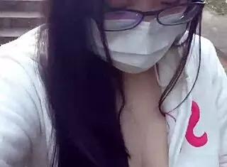 i flash my big tits in the public park for fun