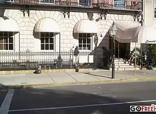 Coroa Gostosa Dancing with Latina Lesbian Vibes