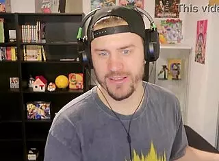 Sarada Trains in Naruto Game with Big Tits and Ass Exposed