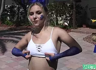 aria banks does anything for the team