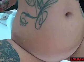 gulosa sentando gostoso com o cu forbidden loupan produções