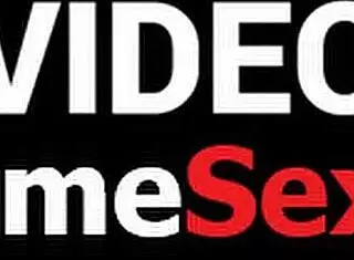 i found my friend masturbating with home tools 😏