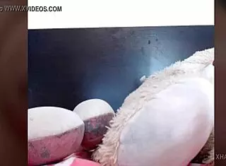 want to see these big boobs bouncing on webcam for you?