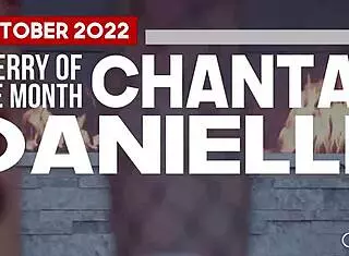 Chantal Danielle slips off her bikini and fucks herself with a vibrator outdoors