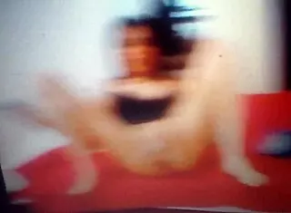 和棕发妹美味骚穴激情缠绵