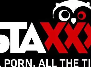 Brunette babe sucks and fucks for cumshot