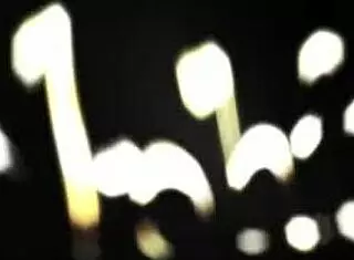 Delphine和Anny Aurora泳池被狠捅